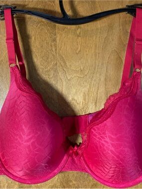 Maidenform 38D Wired Push Up Bra Hot Pink Satin W/ Lace Accents Feminine